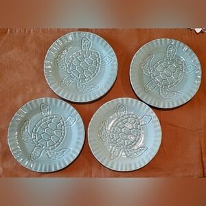 Vietri Sea Turtle Plates in Aqua
